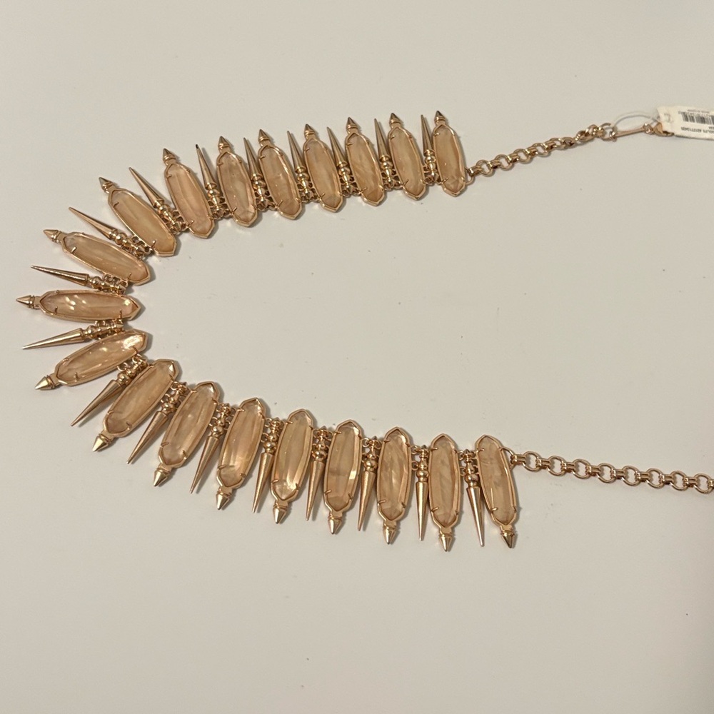 NWT [Kendra Scott] Gwendolyn Statement Necklace, Rose Gold & Peach Illusion - Picture 3 of 11